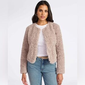 Sofia by Sofia Vergara Women's Faux Fur Cropped Jacket NWT